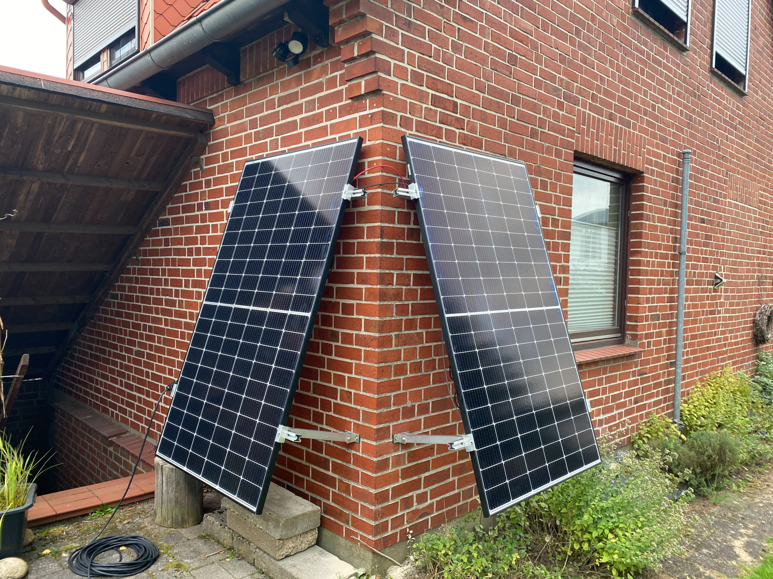 Du betrachtest gerade Solar Café im Repair Café Lauenburg: Praktische Tipps für eigenen Strom, klimafreundliches Heizen und Elektromobilität